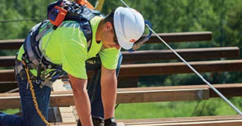 A construction worker wearing 3M PPE on the job.