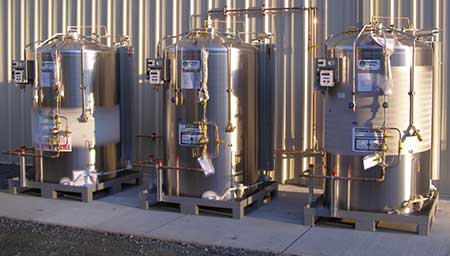 A mounted exterior MicroBulk gas tanks.