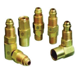 Western 9/16" - 18 Female X "B" 5/8" - 18 Female Brass 200 psig Arc Hose And Torch Adapter